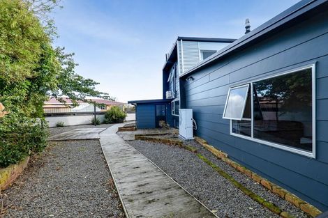 Photo of property in 52 Murray Avenue, Hawera, 4610