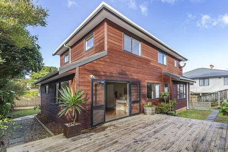 Photo of property in 95 Cortina Avenue, Johnsonville, Wellington, 6037