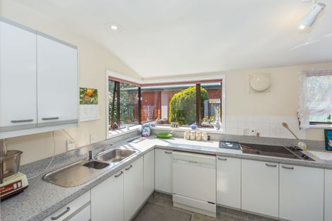 Photo of property in 110 Selwyn Street, Somerfield, Christchurch, 8024