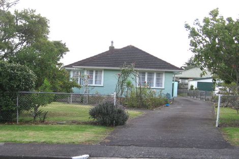 Photo of property in 116 Kervil Avenue, Te Atatu Peninsula, Auckland, 0610