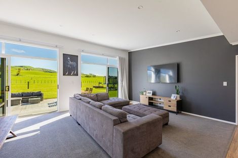 Photo of property in 100 Lindsay Road, Waipukurau, 4283