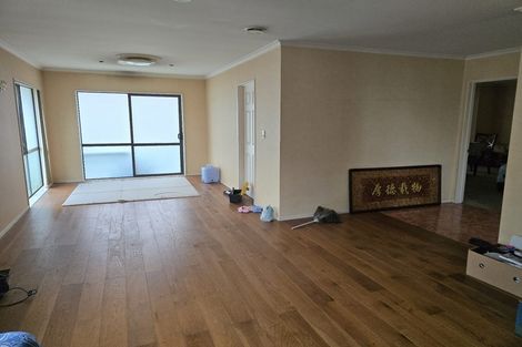 Photo of property in 9 Naul Place, East Tamaki Heights, Auckland, 2016