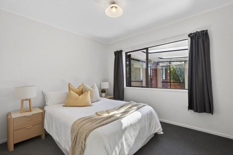 Photo of property in 60 Heta Road, Highlands Park, New Plymouth, 4312