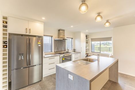 Photo of property in 5 Arabella Way, Waipukurau, 4200