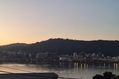 Photo of property in 14 Lindum Terrace, Roseneath, Wellington, 6011