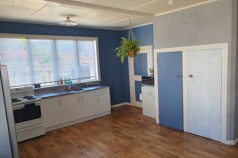 Photo of property in 5 Duigan Street, Gonville, Whanganui, 4501