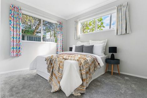 Photo of property in 191 Rangatira Road, Beach Haven, Auckland, 0626