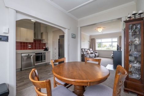 Photo of property in 44 Cordelia Street, Stratford, 4332