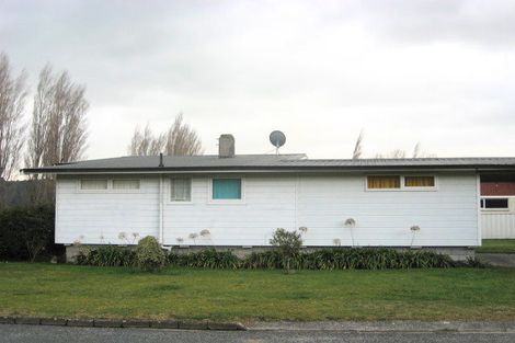 Photo of property in 11 Marina Terrace, Kinloch, Taupo, 3377