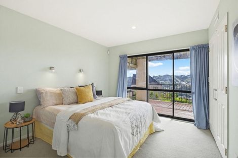 Photo of property in 17 Landsdowne Terrace, Karori, Wellington, 6012