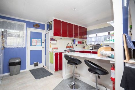 Photo of property in 7 Hunter Street, Dannevirke, 4930