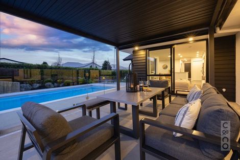 Photo of property in 19 Pohutukawa Parade, Riverhead, 0820