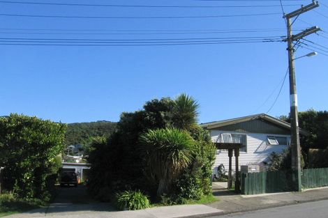 Photo of property in 39 Ngatitoa Street, Takapuwahia, Porirua, 5022