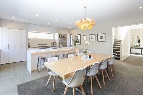 Photo of property in 2 Maurice Knowles Lane, Cashmere, Christchurch, 8022