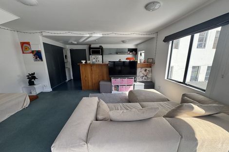 Photo of property in Hannahs Corner, 9/8 Leeds Street, Te Aro, Wellington, 6011