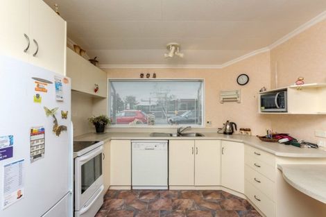 Photo of property in 38 Tukapa Street, Westown, New Plymouth, 4310