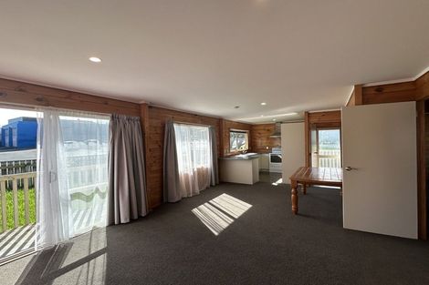 Photo of property in 4 Dimock Street, Titahi Bay, Porirua, 5022