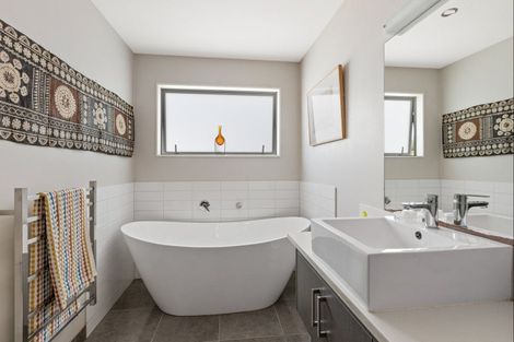 Photo of property in 1/44b Pleasant Road, Glen Eden, Auckland, 0602