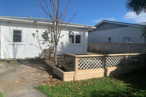 Photo of property in 48 Egmont Street, Hawera, 4610