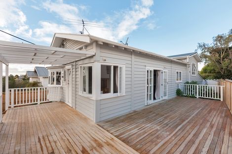 Photo of property in 23 Brandon Road, Glen Eden, Auckland, 0602
