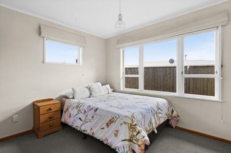 Photo of property in 4 Holyrood Street, Taradale, Napier, 4112