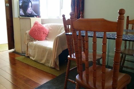 Photo of property in 75 Todman Street, Brooklyn, Wellington, 6021