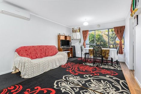 Photo of property in 2/84 Rintoul Street, Newtown, Wellington, 6021