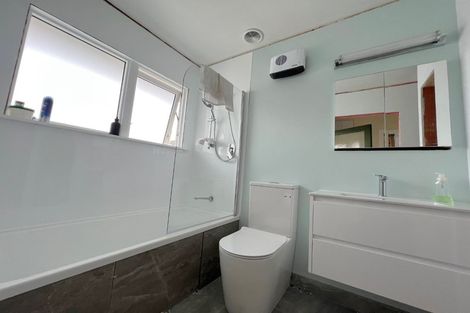 Photo of property in 139u6 Queens Drive, Lyall Bay, Wellington, 6022