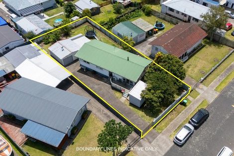 Photo of property in 23 Kemble Close, Mangere, Auckland, 2022