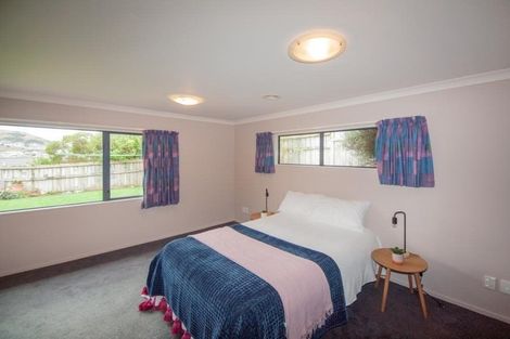 Photo of property in 15 Erlestoke Crescent, Churton Park, Wellington, 6037