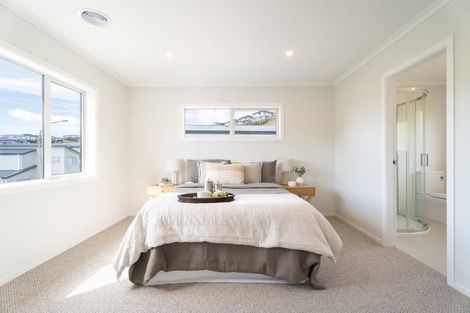 Photo of property in 47 Stockport Grove, Churton Park, Wellington, 6037