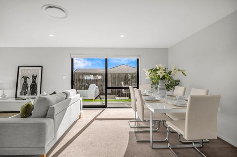 Photo of property in 14 Coupling Close, Prebbleton, 7604