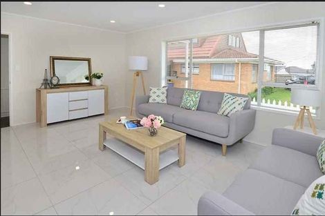 Photo of property in 1/105 Manuka Road, Bayview, Auckland, 0629
