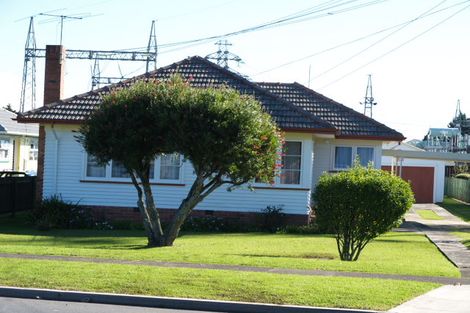 Photo of property in 309 Massey Road, Mangere East, Auckland, 2024