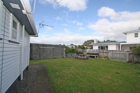 Photo of property in 10 Trafalgar Street, Westown, New Plymouth, 4310