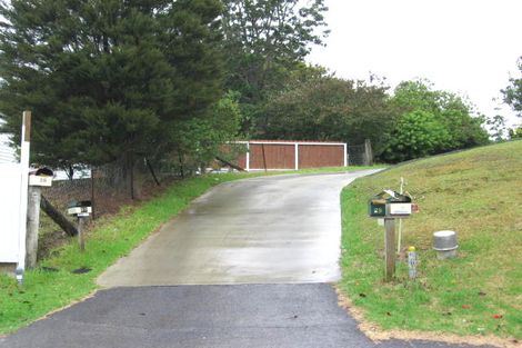 Photo of property in 29 Lucinda Place, Glen Eden, Auckland, 0602