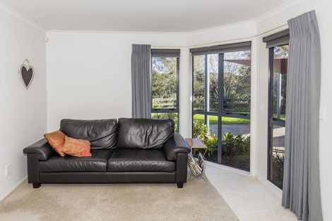 Photo of property in 14 Mcentee Road, Waitakere, Auckland, 0816