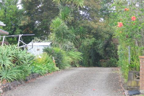 Photo of property in 12a/2 West Lynn Road, Titirangi, Auckland, 0604