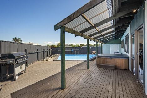 Photo of property in 33 Duckworth Crescent, Greenmeadows, Napier, 4112