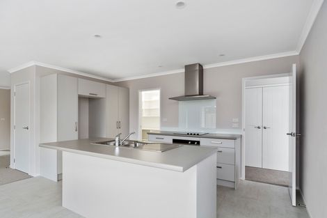 Photo of property in 26 Kahuparere Crescent, Pyes Pa, Tauranga, 3112