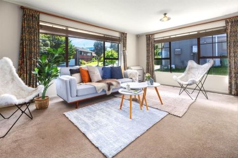 Photo of property in 4 Mercury Way, Whitby, Porirua, 5024