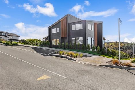 Photo of property in 20 Kikorangi Drive, Wainui, 0992