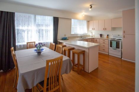 Photo of property in 34 Kaitawa Crescent, Paraparaumu, 5032