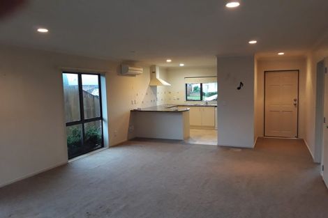 Photo of property in 15 Shrule Place, Huntington, Hamilton, 3210
