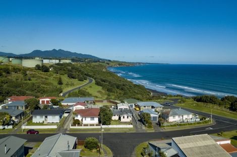 Photo of property in 8 Maui Place, Spotswood, New Plymouth, 4310