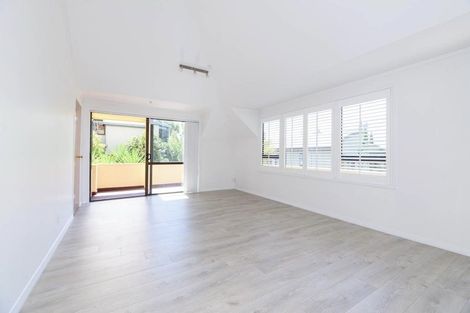 Photo of property in 2/18 Killarney Street, Takapuna, Auckland, 0622