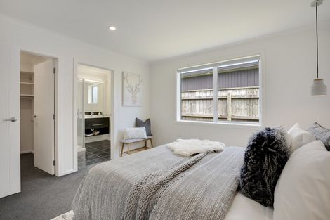 Photo of property in 17 Mahia Lane, Waikanae, 5036