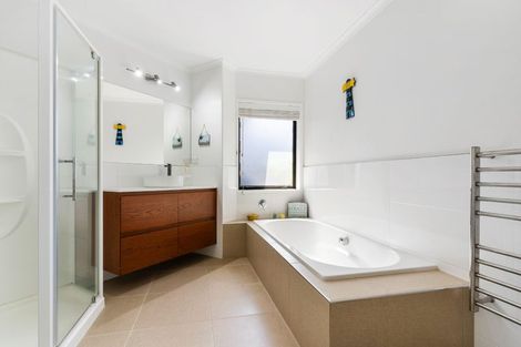Photo of property in 48 Santa Cruz Drive, Papamoa Beach, Papamoa, 3118