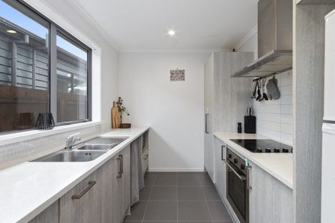 Photo of property in 9 O Ruamano Crescent, Pukekohe, 2120