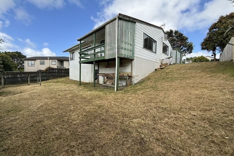 Photo of property in 54 Guadeloupe Crescent, Grenada Village, Wellington, 6037